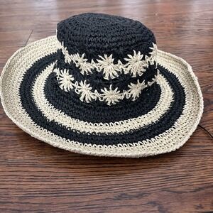 Four Buttons Straw Black And White Striped Floral Hat Adjustable NWOT